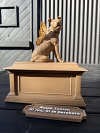 Image 4 of Pet urn 