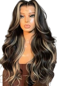 Image 1 of 30" 1B/27 OMBRE HIGHLIGHT BODY WAVE