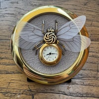 Image 2 of Watch bee (a, 3.5 inches)