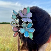 Image 3 of Mauve & Blue Claw Hair Clip