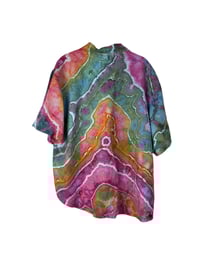 Image 2 of ♻️ UPCYCLED L 100% Linen Men's Shirt in Bright Geode Ice Dye
