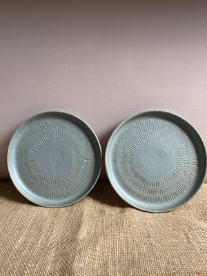 Image of small plate grey