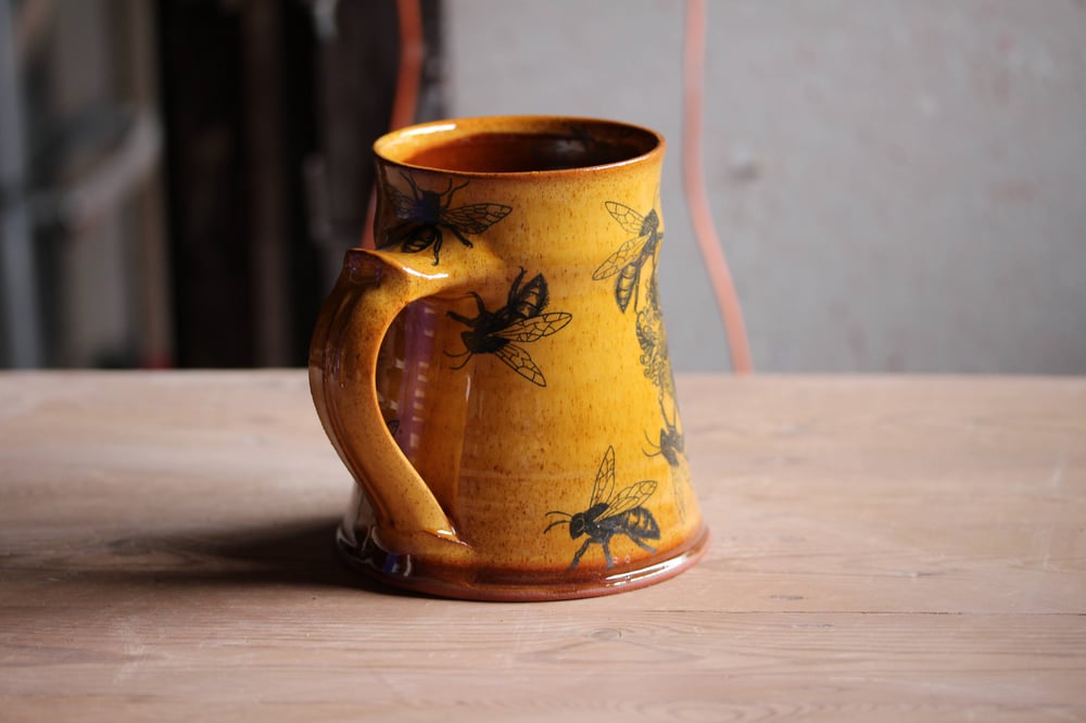 Honey bloom ceramic tankard Pre ORDER