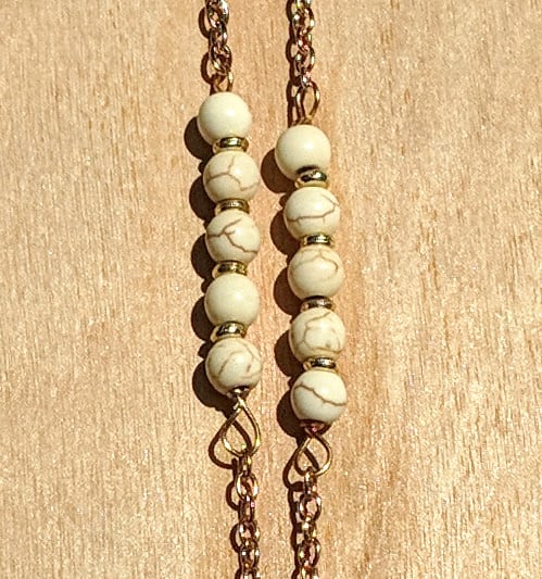 Image of Howlite Horn Necklace