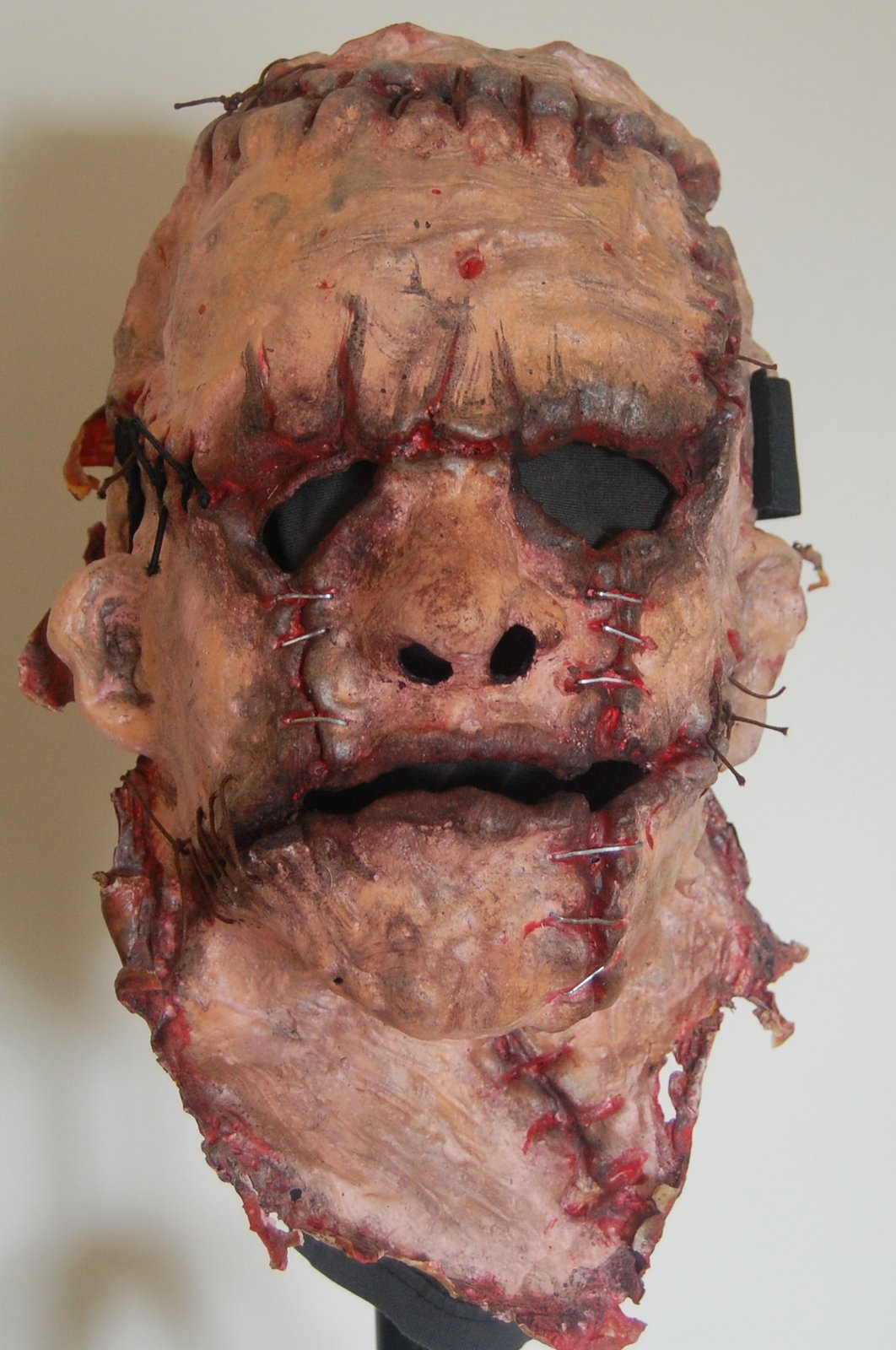 skinned face mask