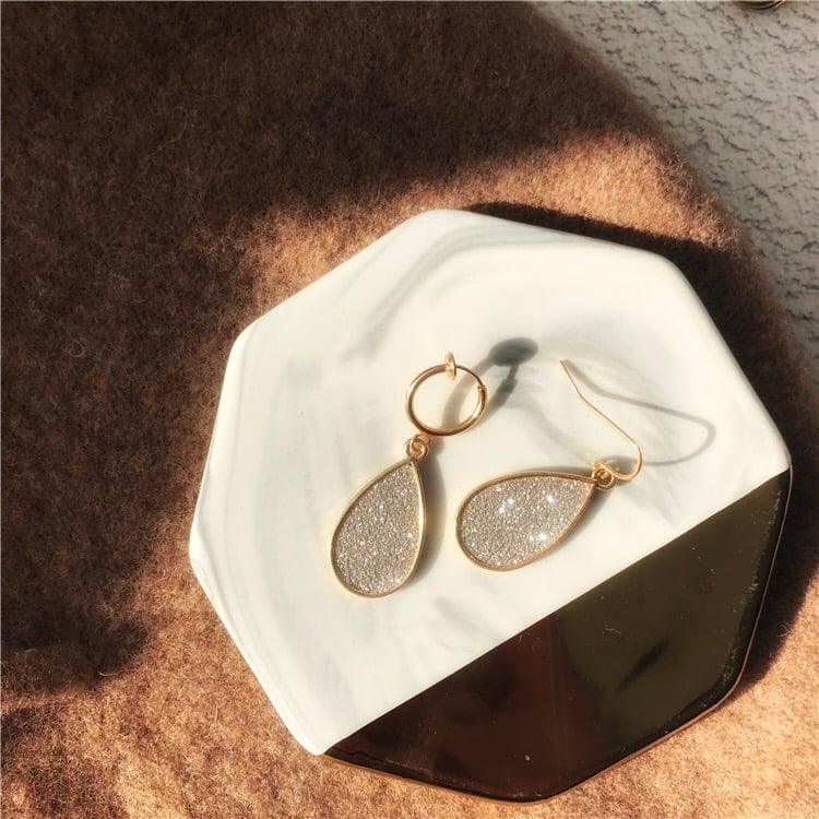 Image of Teardrop Sparkle Earrings