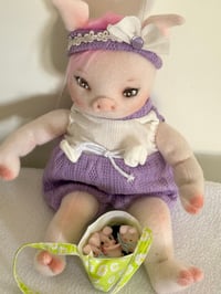 Image 4 of Noelle, Piggy with 3 Tiny Piglets