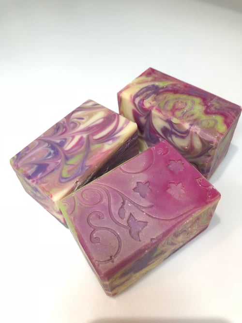 Image of Love Spell (type)