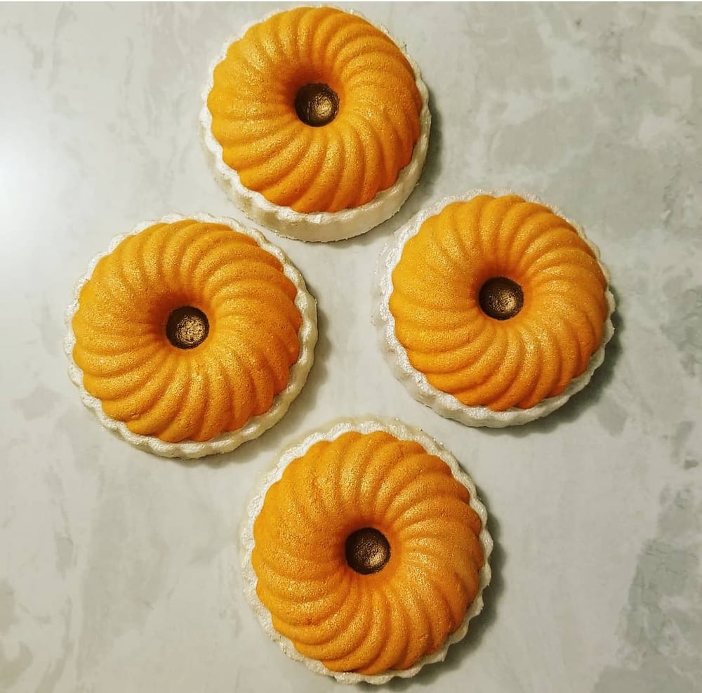 Image of Apricotious Bath Bomb