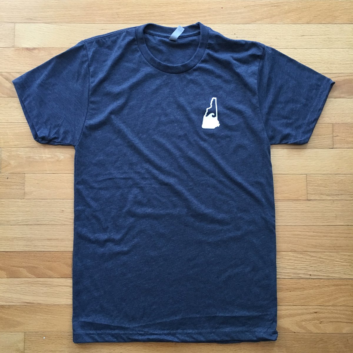 Wave logo t-shirt - unisex | New Hampshire Apparel