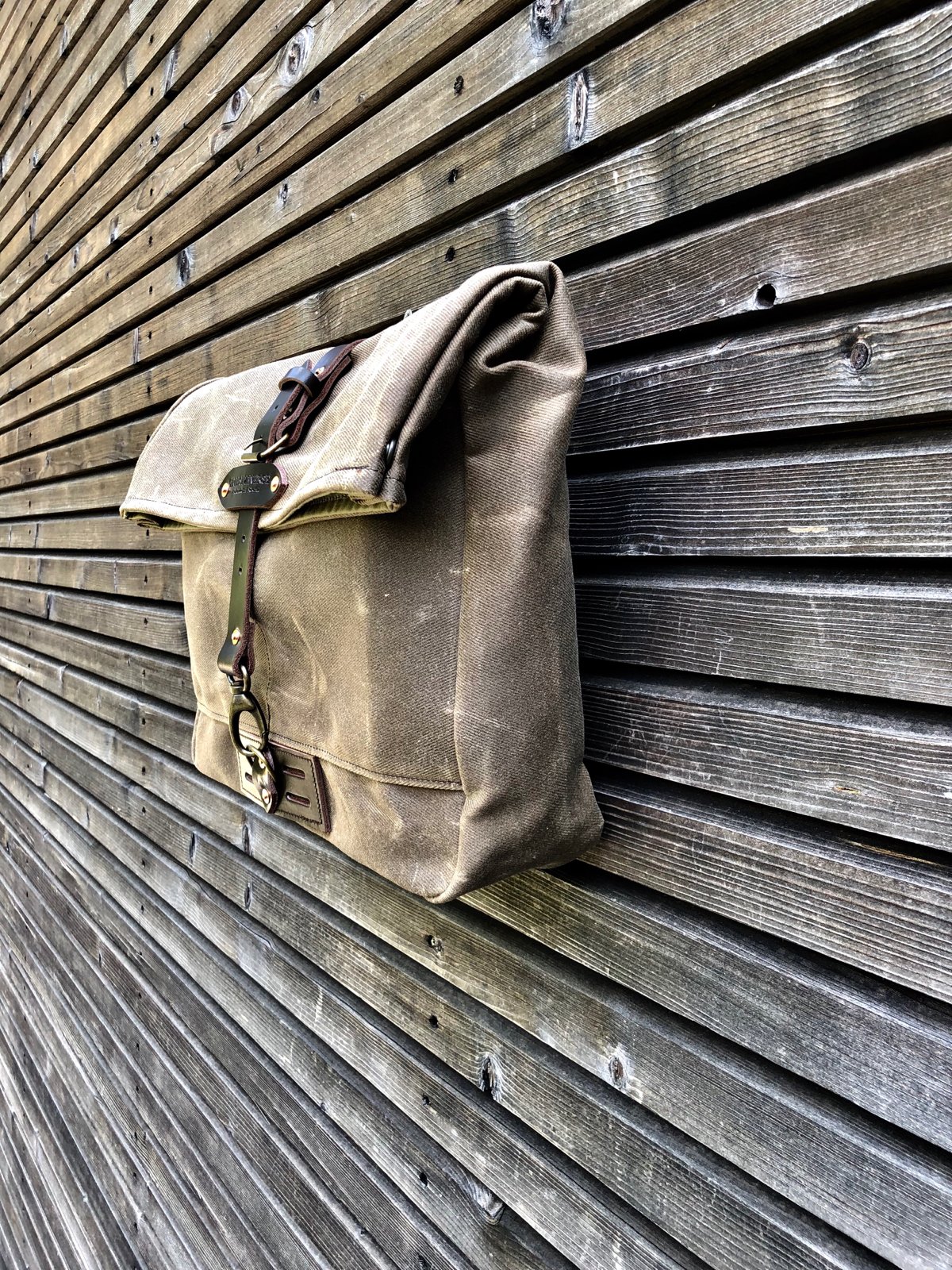 Image of Satchel in waxed canvas / Musette /  messenger bag in waxed canvas UNISEX