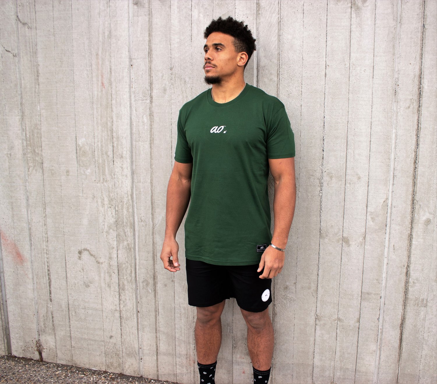 Image of STAPLE TEE - FOREST GREEN/CREAM