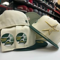 Image 2 of New Era 59Fifty Chrome Dark Green Gold