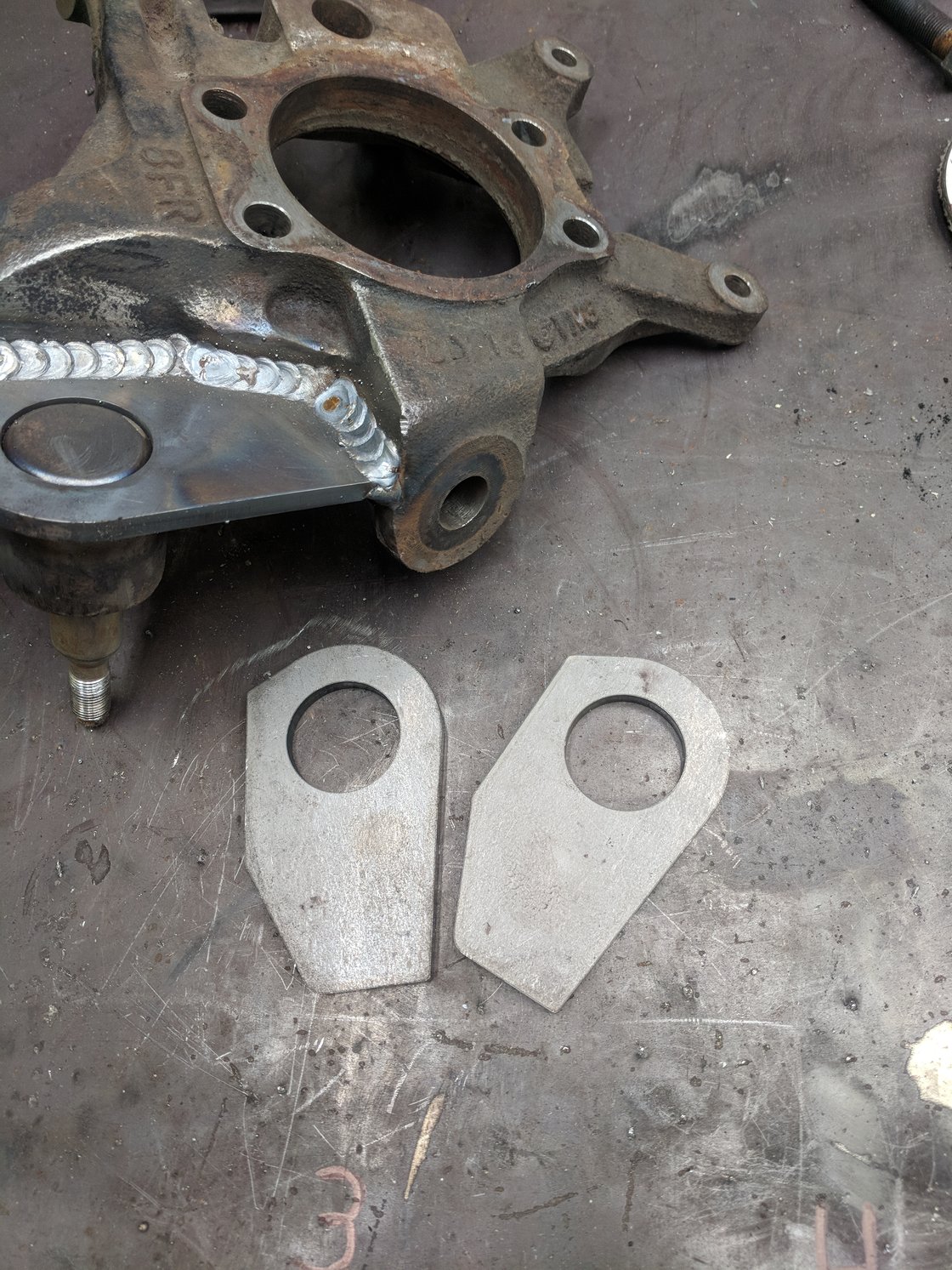Image of S-Chassis rear knuckle gusset DIY