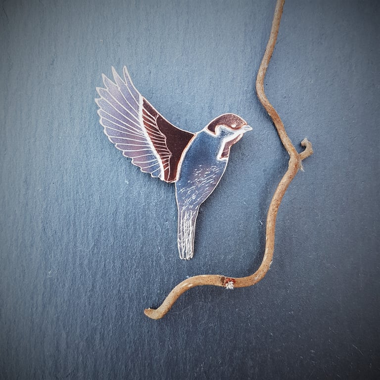 Flying Sparrow Brooch Image 5