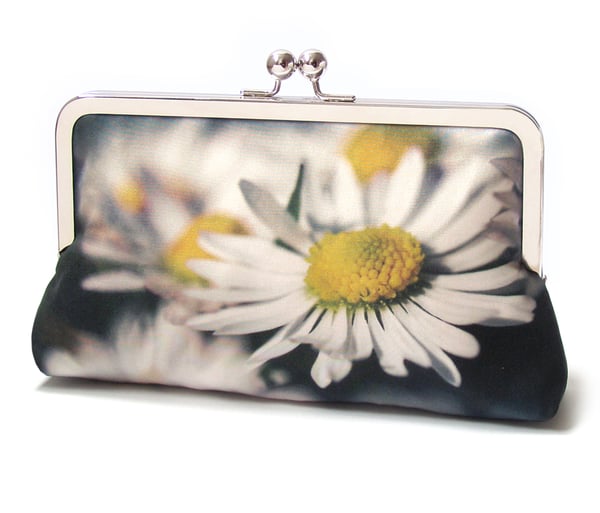 Image of White daisy clutch bag