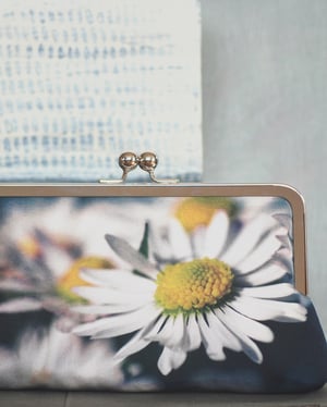 Image of White daisy clutch bag