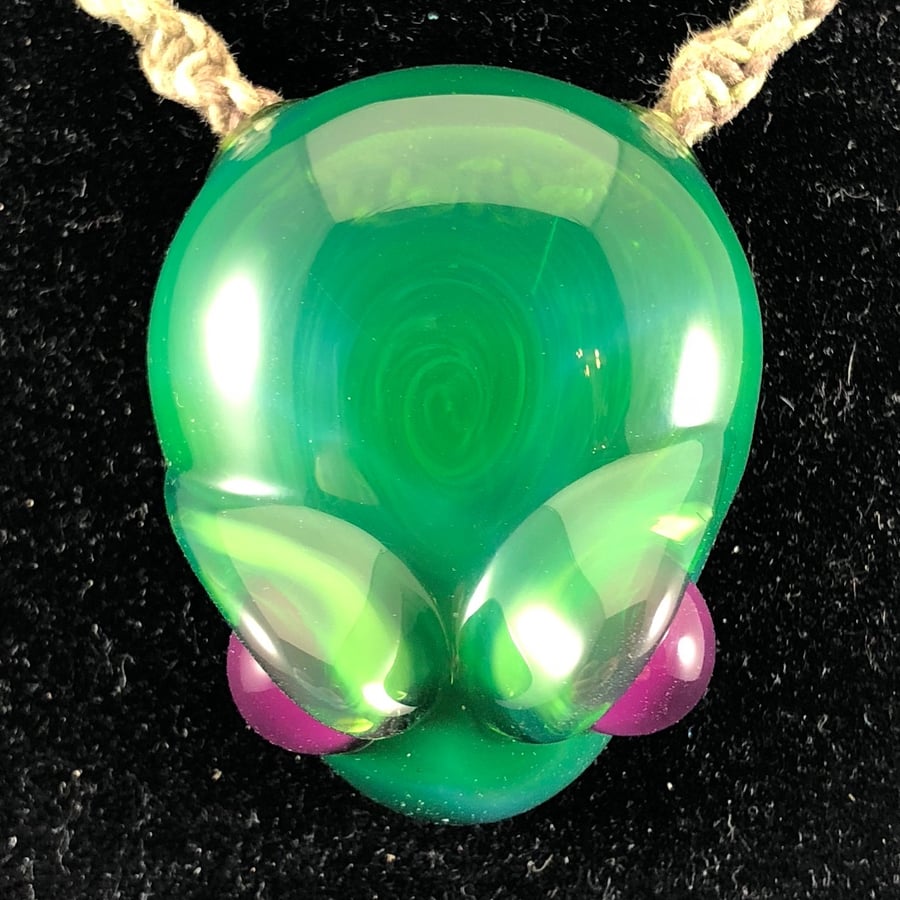 Image of "Plantphibian" Alien Head Pendant (Series 2)