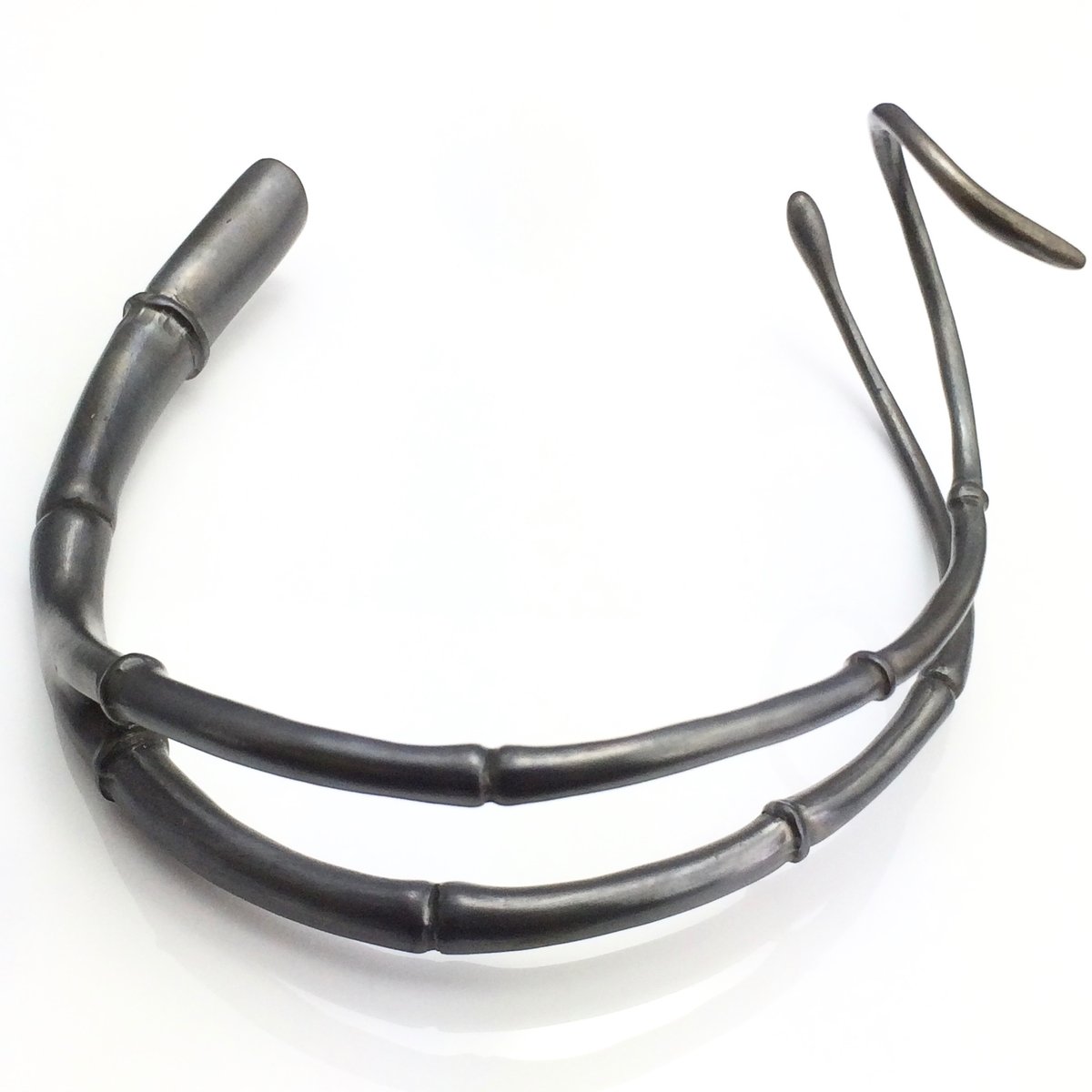 Image of  Black Tendril Branch Collar 02