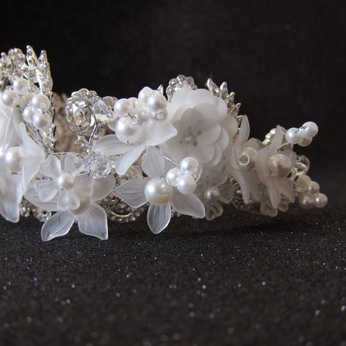 Image of Witch of Winter crown