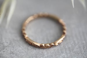 Image of 18ct rose gold 2mm floral carved ring