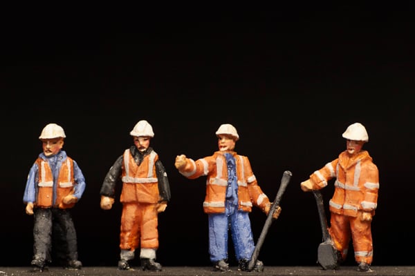Modern Figures - OO Gauge (4mm/EM/P4/1:76) | Pete Goss Railway Modelling
