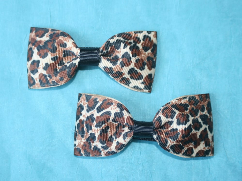 Image of Duo Leopard Bows