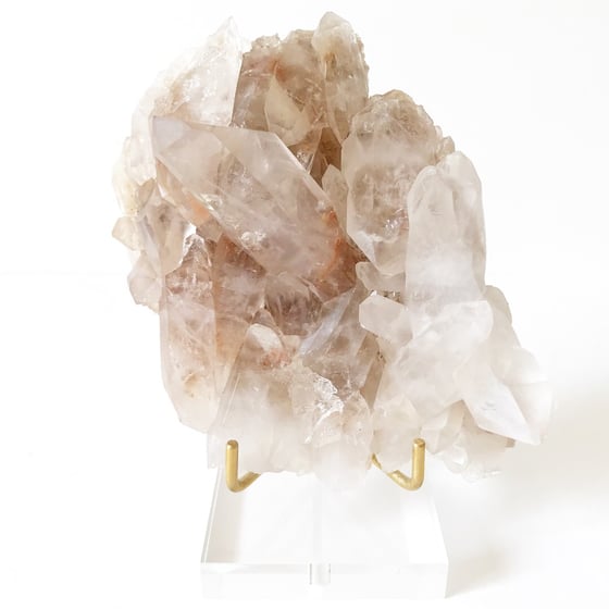 Image of Quartz no.263 + Lucite and Brass Stand Pairing