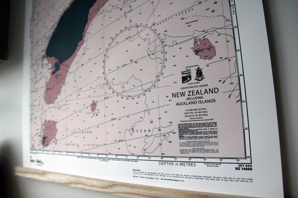 Image of New Zealand Map - Blushing