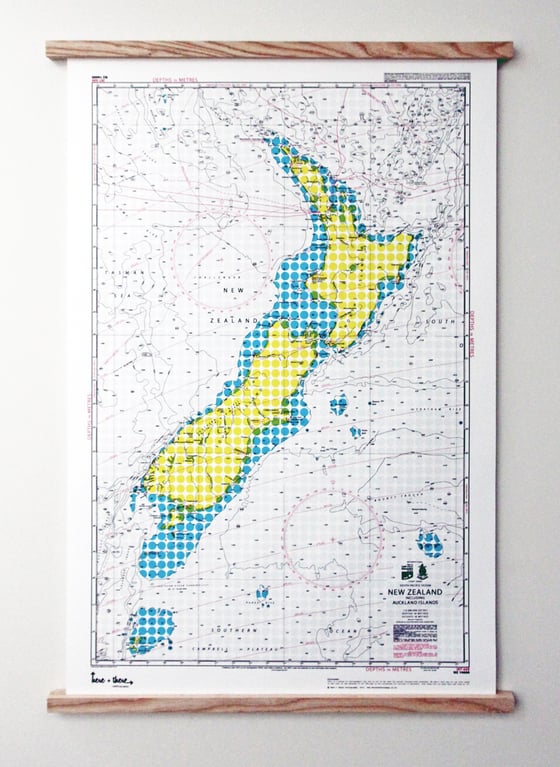 Image of New Zealand Map - Yellow Polka