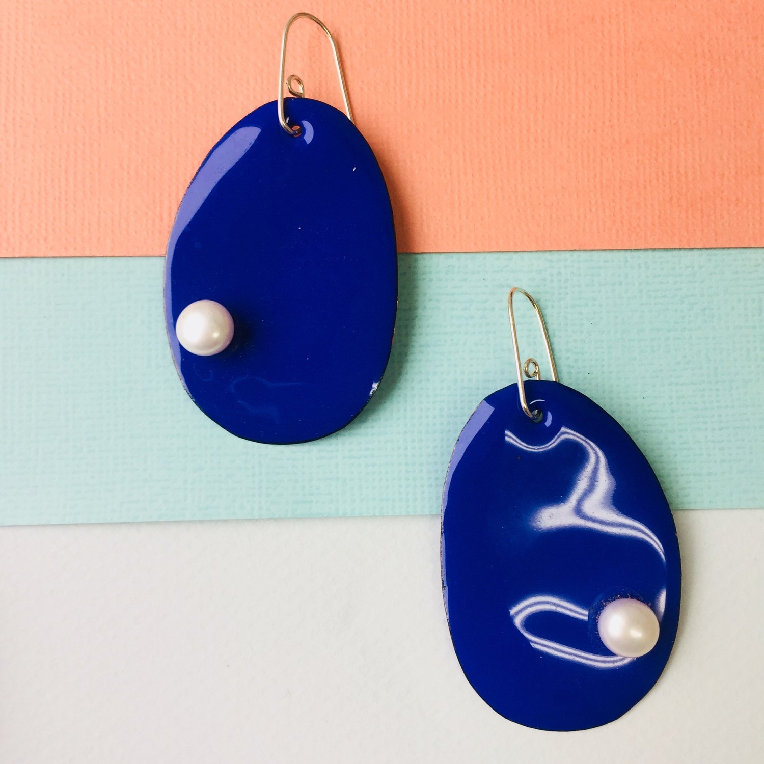 Image of Enameled pearlie earrings with freshwater pearls