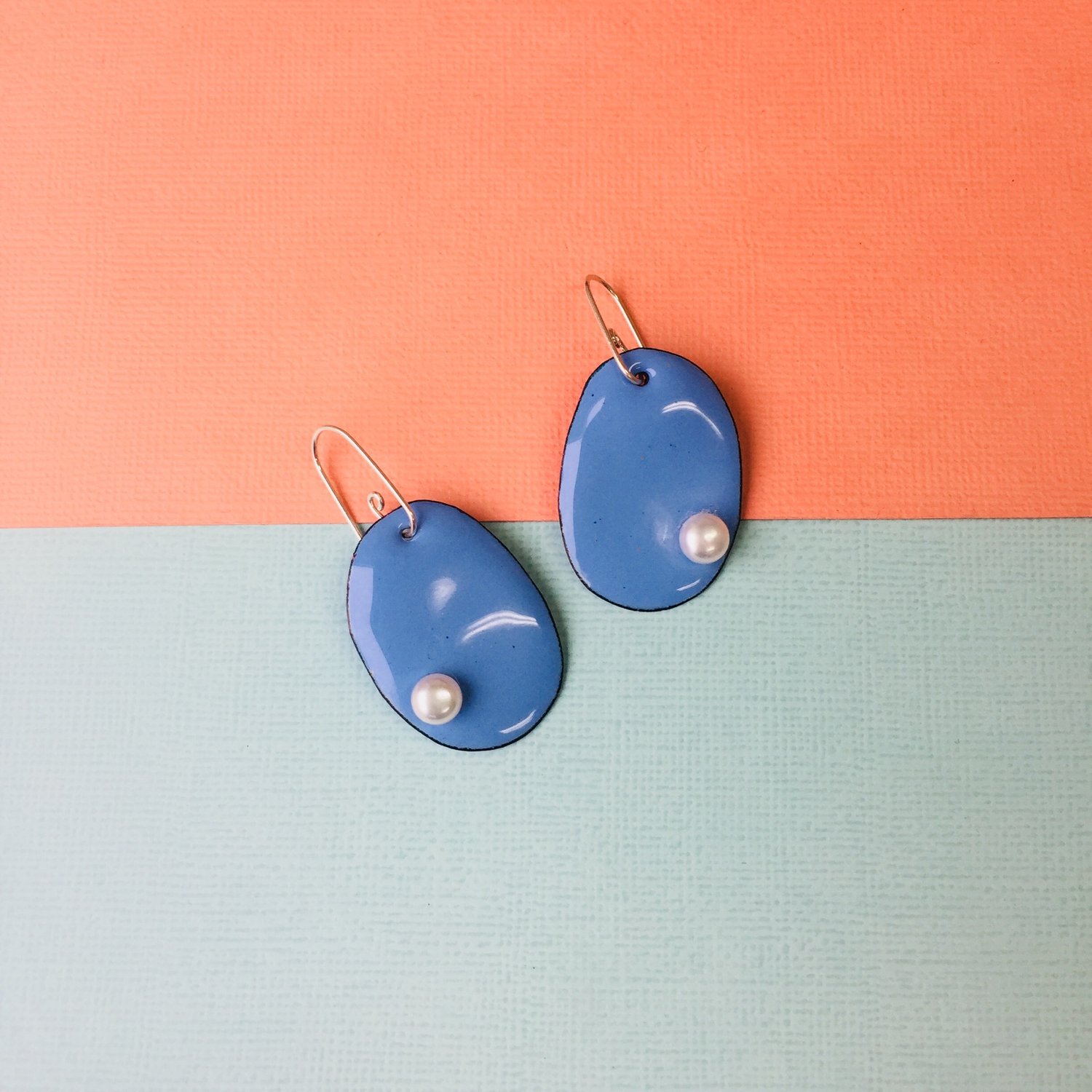 Image of Handmade enamelled pearlie earrings with freshwater pearls - small 