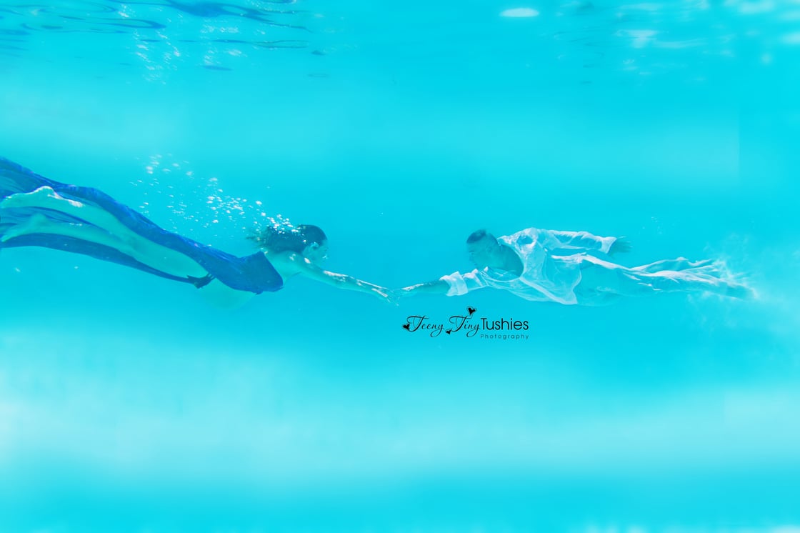 Image of MATERNITY- AQUA BEAUTY SESSIONS- $300 OFF