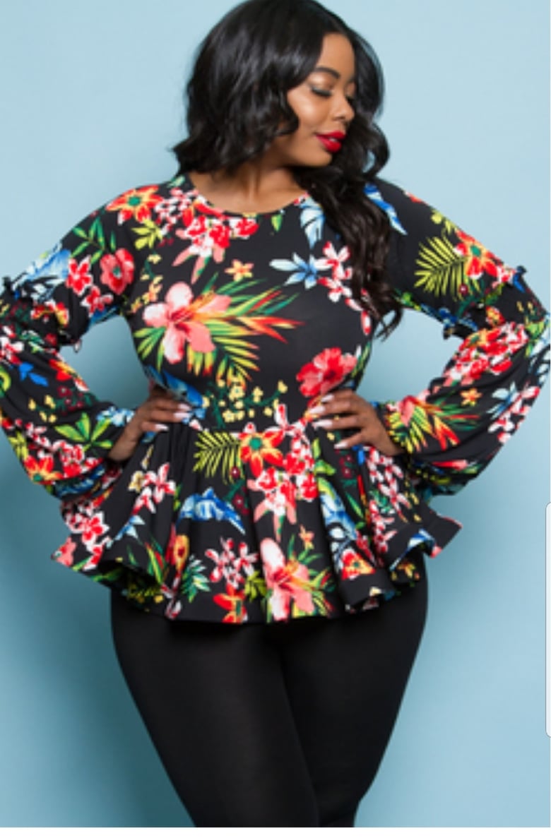 Image of Plus Size Waist Point Top