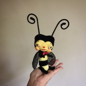 Image of Benny Bee 