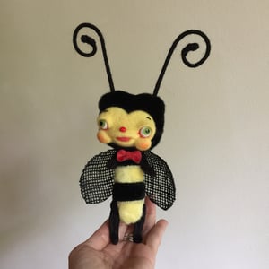 Image of Benny Bee 