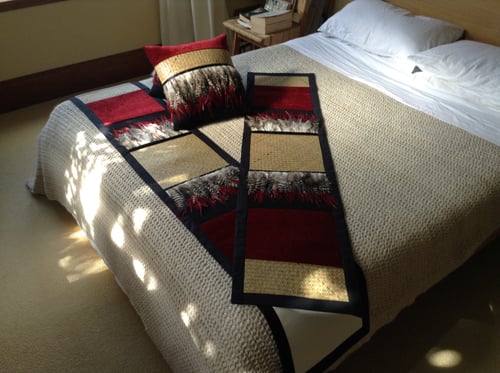 Image of Pohutukawa runner-Long