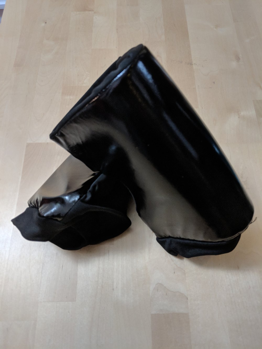 Image of Custom Kneepads 