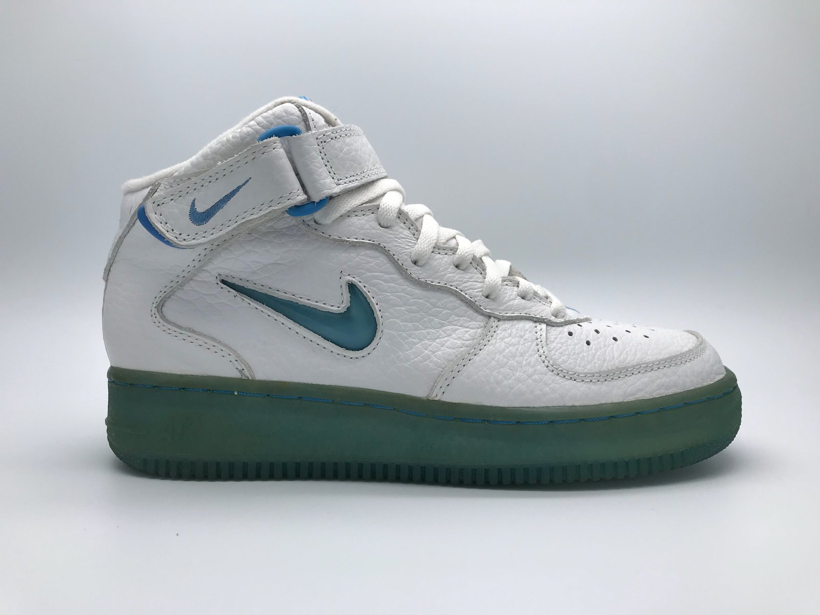 nike air force 1 unc