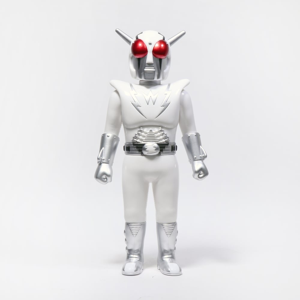 Image of SUPER INFRAMAN VINYL FIGURE SPECIAL VARIANT EDITION