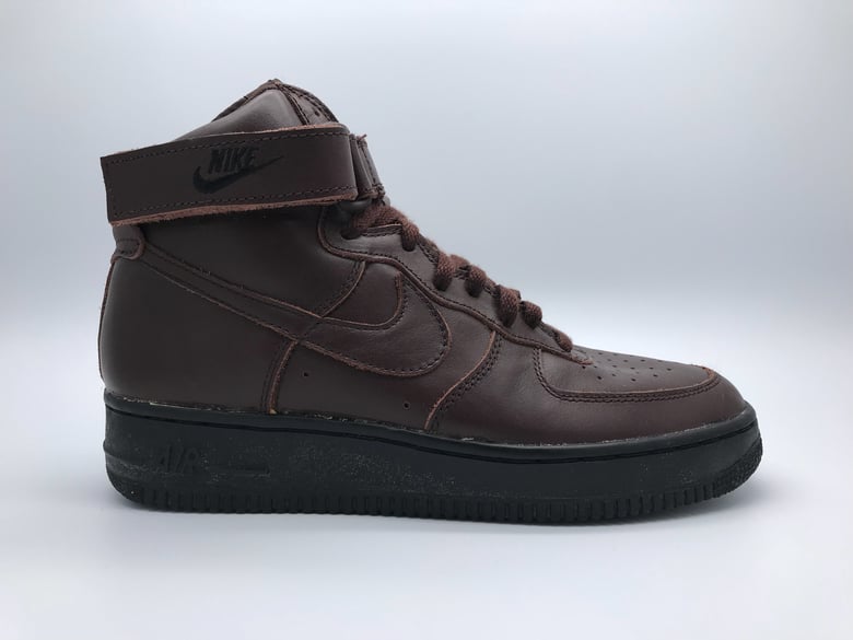 Image of NIKE AIR FORCE 1 HIGH SC “BOULDER”