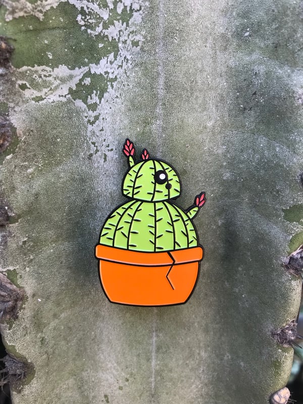 Image of Cactus-8 Pin