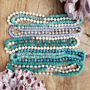 White Pearl & Light Turquoise Helix Necklace