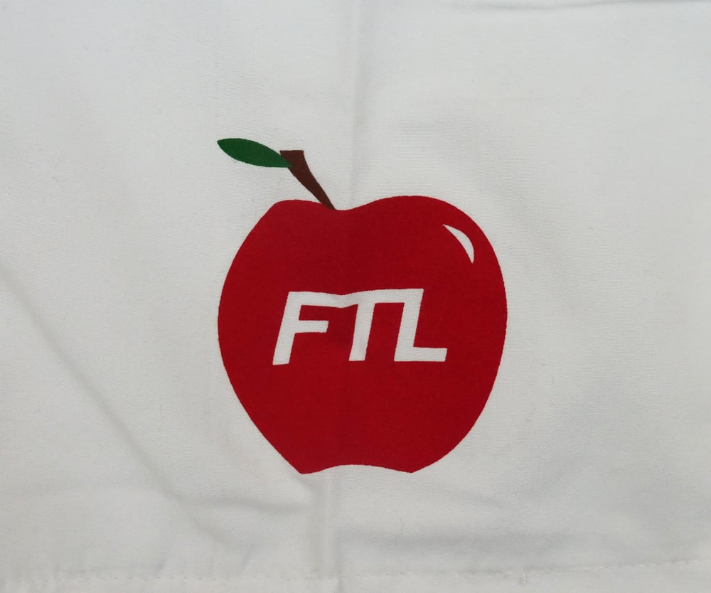 shorts for apple shapes