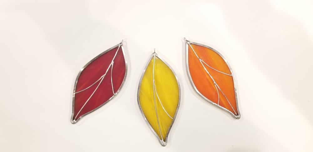 Image of Leaf Set- stained glass