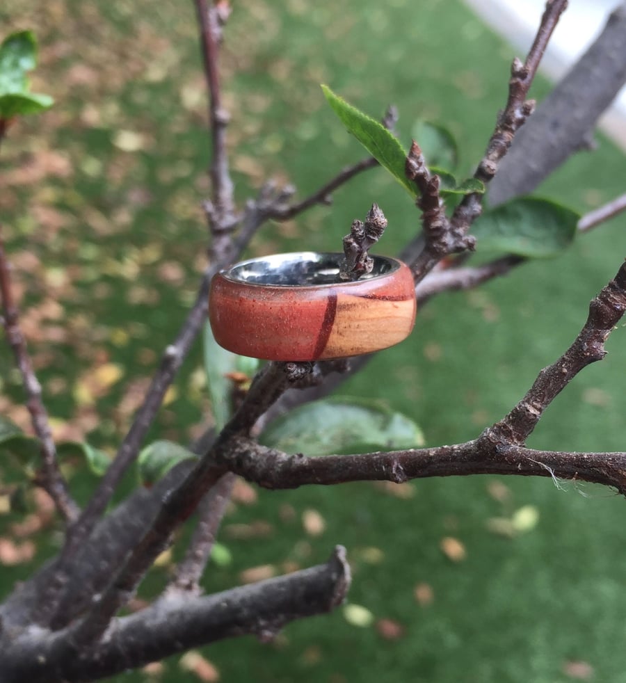 Image of Manzanita / Auburn resin ring