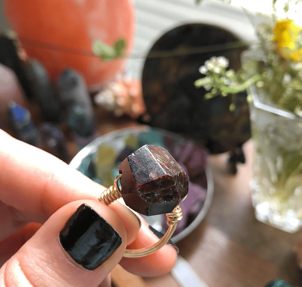 Image of Juicy Garnet Gold Wire-Wrapped Ring (6-6.5)