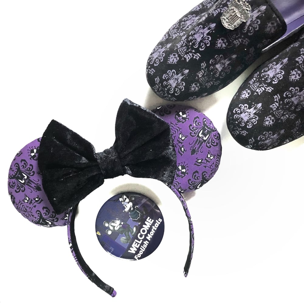 Image of Grim Grinning Ears