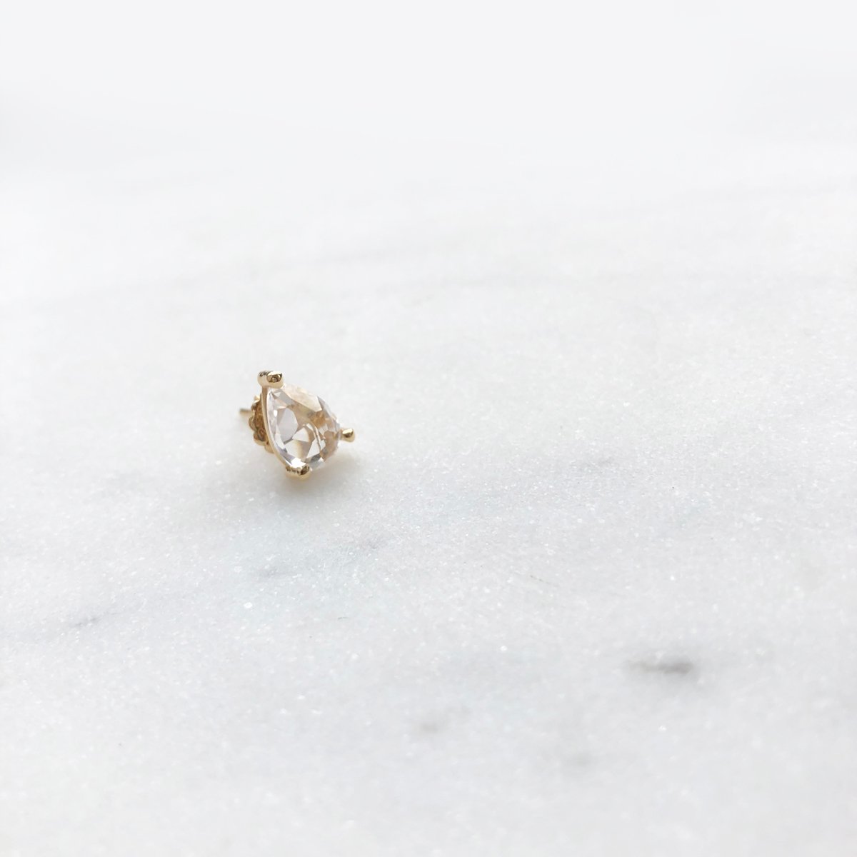 white sapphire stud earrings