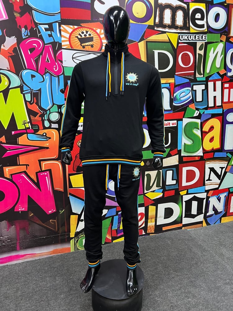 Image of 1/2 ZIP MOCK DOUBLE STRING UNIT - BLK